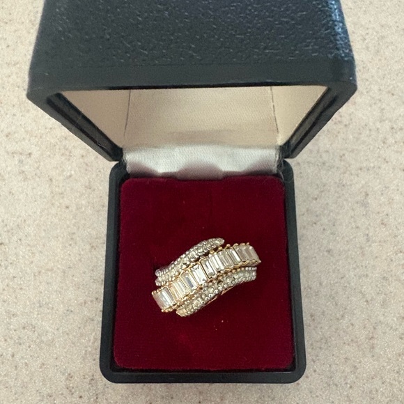 Jewelry - Vintage 18k Gold Plated Multi-Tiered CZ Diamond Ring - Size 6.5